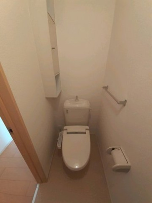 【トイレ】 | フローラルポイント | ゆったりとした空間のトイレです