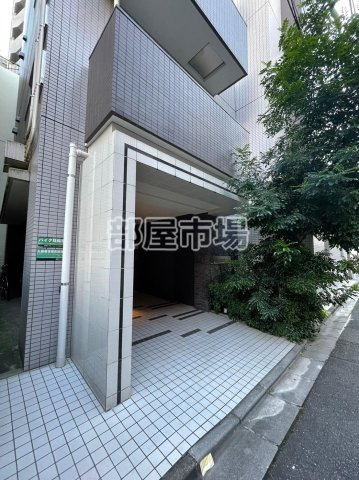 T-rootのエントランス