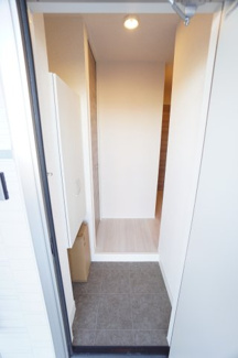 【玄関】 | メゾン・グランシャリオ | ※同物件・同タイプの写真です。