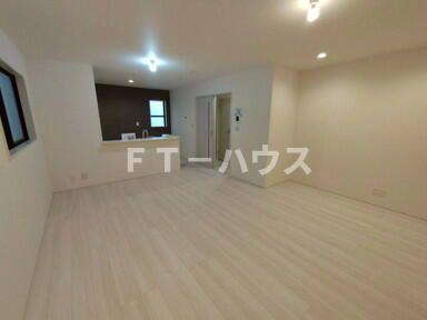 Ｓｕｍａｉ－ｔｏ船橋市田喜野井０１の居間・リビング