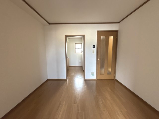 アンソレイエの居間・リビング