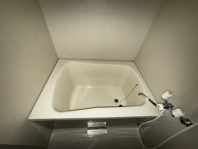 東フラワーの浴室