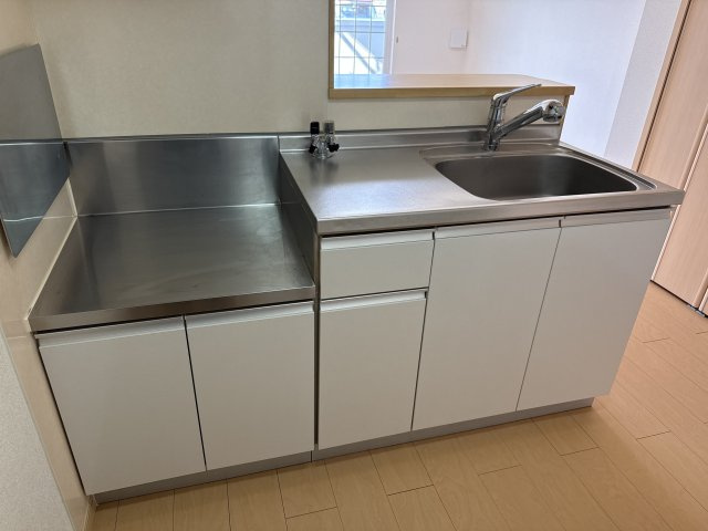 ワイズ　コンブリオⅤのキッチン