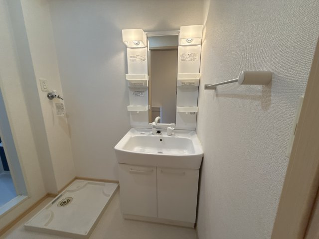 ワイズ　コンブリオⅤの洗面所