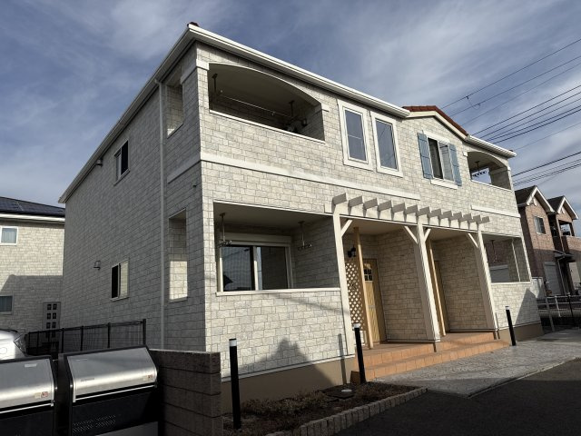 カプリスコート　ベースⅥの外観