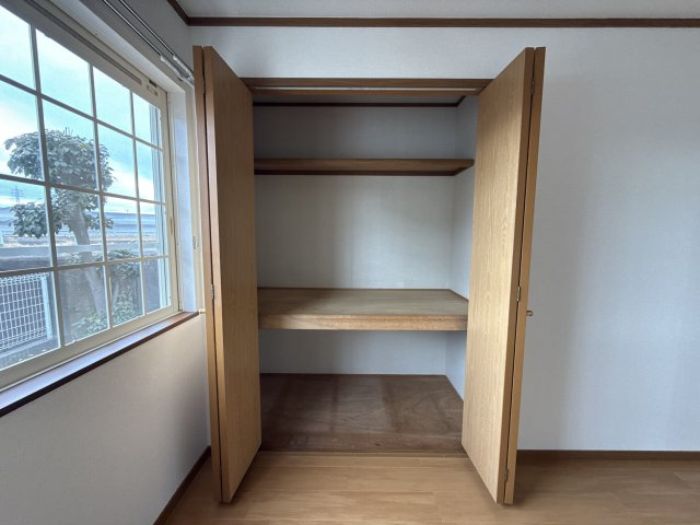 クレストヨコセキの収納