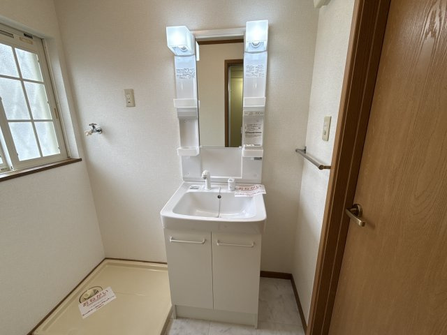 クレストヨコセキの洗面所