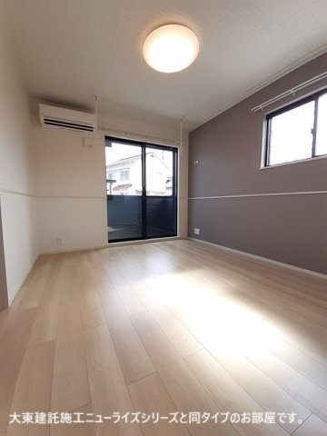 糸久レジデンス龍野　参番館の居間・リビング