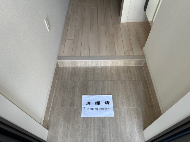 ワレアウナテの玄関