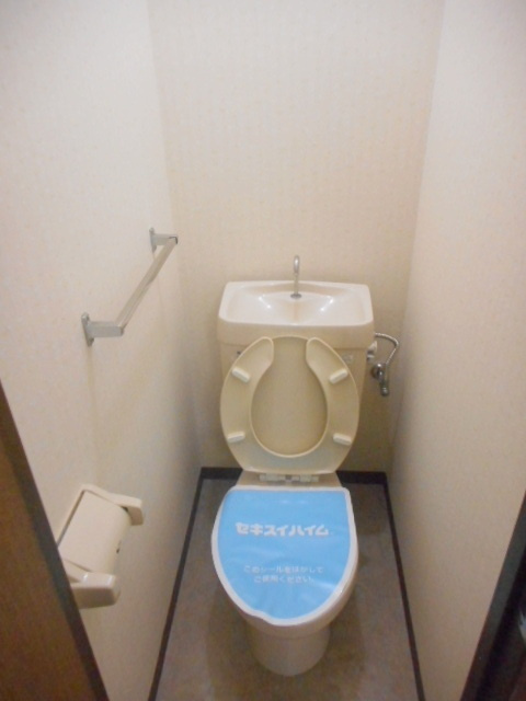 シティハイム　ファミールのトイレ|清潔感のあるトイレ