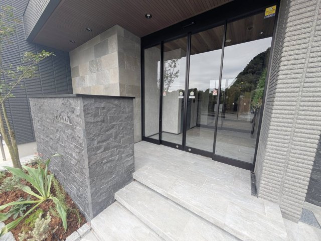 Ｌｅ　Ｒｕａｈのエントランス|オートロック付きのエントランス