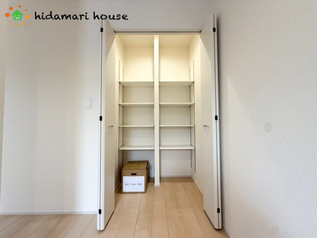 上尾市本町　新築戸建　リーブル01の収納