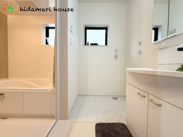 上尾市本町　新築戸建　リーブル01の洗面所