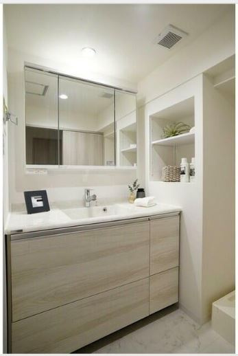 RESTA目黒の洗面所