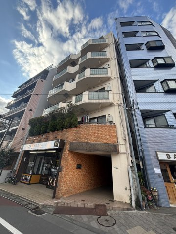 エクレール巣鴨の外観