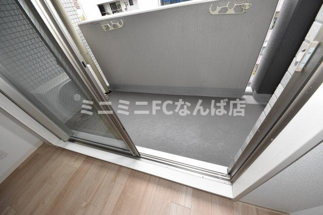 エスリード靭公園のバルコニー