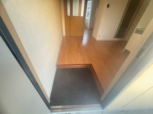 青葉丘コーポⅡの玄関
