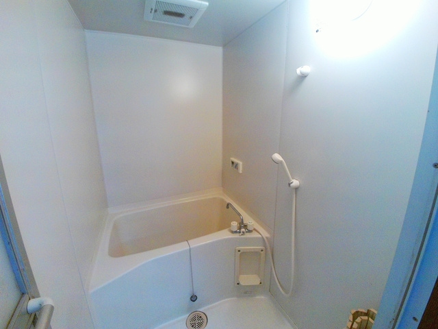 サンシャインスクエアの浴室