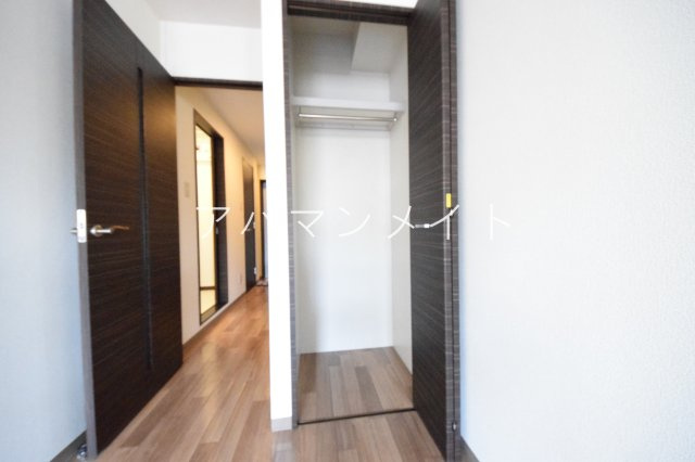 【収納】 | ベルレジデンス | リビングにある収納スペース