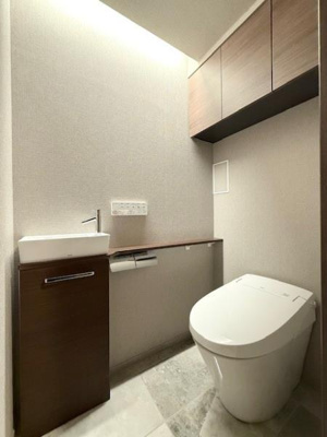 【トイレ】 | ルネサンス赤坂プレミアムコート