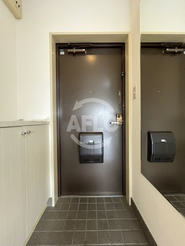 ジェイエムアールレジデンス新大阪の玄関|JMRレジデンス新大阪　玄関