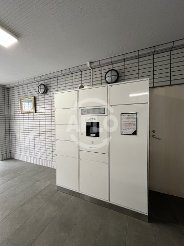 ジェイエムアールレジデンス新大阪のその他共用部分|JMRレジデンス新大阪　宅配ボックス