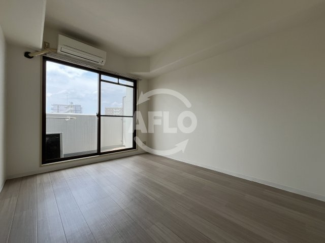 ジェイエムアールレジデンス新大阪の居間・リビング|JMRレジデンス新大阪　リビング