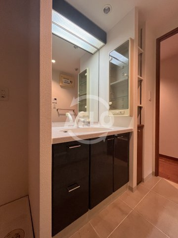 リーガル新大阪駅前の独立洗面台|リーガル新大阪駅前　洗面台