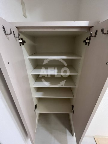 セレニテ新大阪2番館の収納|セレニテ新大阪弐番館　シューズボックス