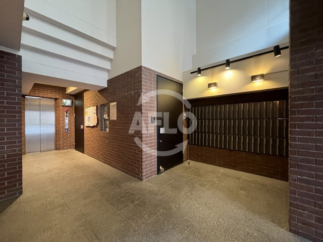 ドゥーエ江坂スリーのロビー|ドゥーエ江坂Ⅲ　ロビー