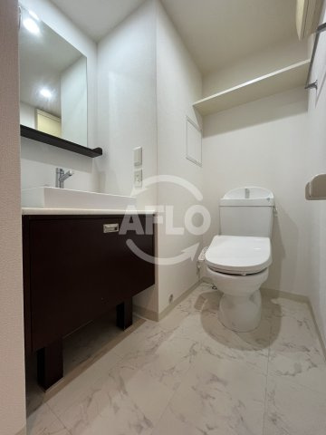 ドゥーエ江坂スリーの独立洗面台|ドゥーエ江坂Ⅲ　洗面台