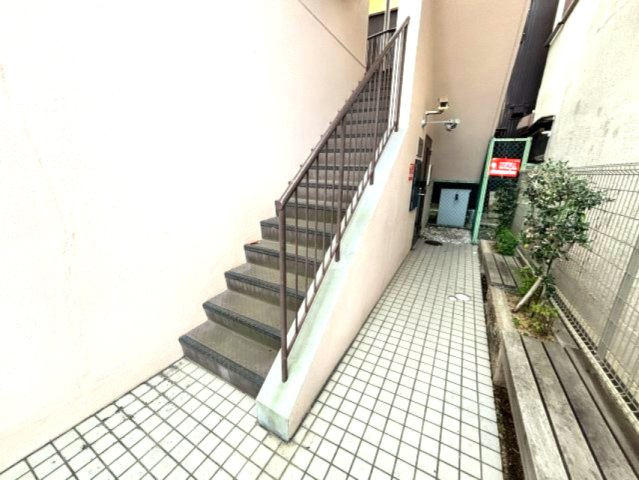 クラリティ王子のエントランス