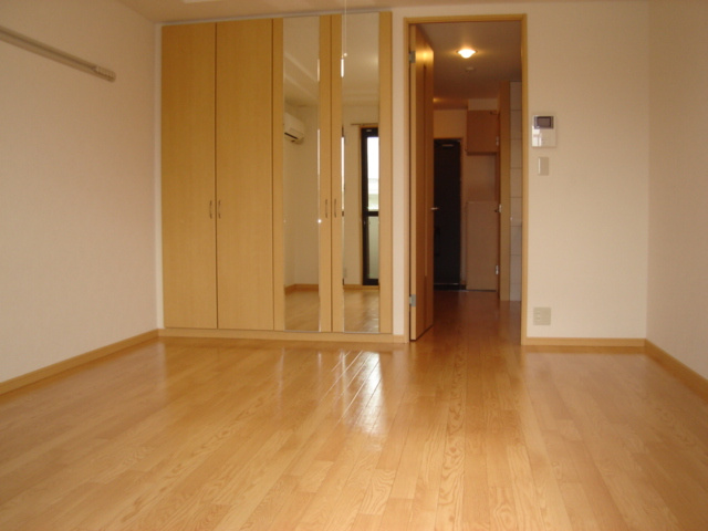 メゾン　ソレイユの内装|洋室(姿鏡)