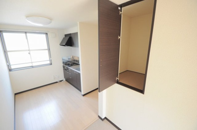 【内装】 | レオネクストモアー