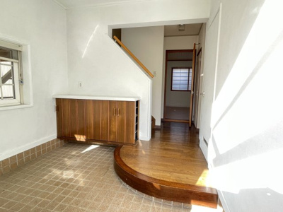 【玄関】 | 港町1丁目貸家