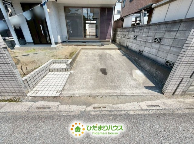 久喜市南1期　中古一戸建ての駐車場