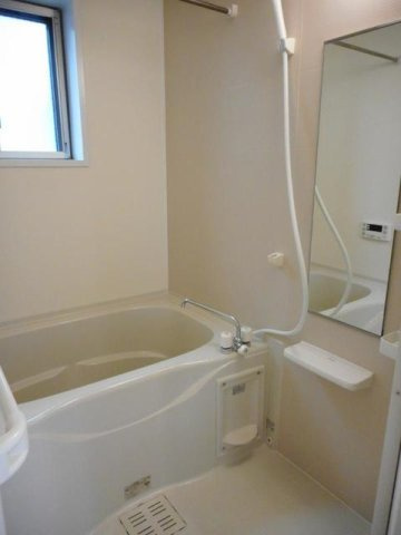 フリシュ・Ｍ　Ⅱの浴室