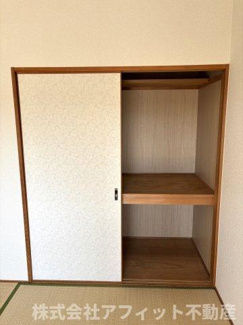 【その他】 | グレースコーエイ | 押入れ