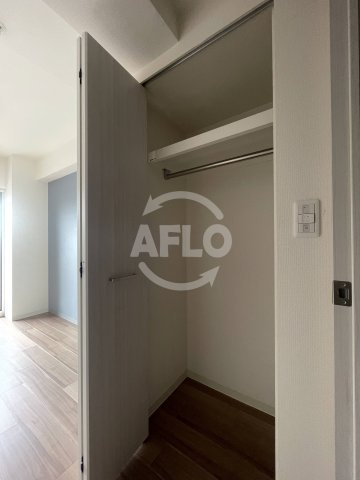 プレサンス新大阪ジェイズの収納|プレサンス新大阪ジェイズ　クローゼット