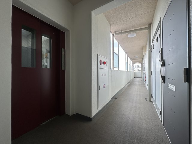 カンパニュラのロビー