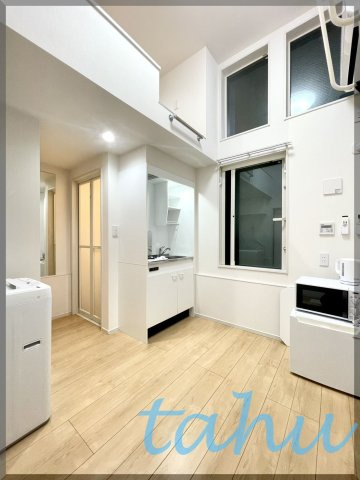 杉並区西荻北３丁目のアパートの居間・リビング