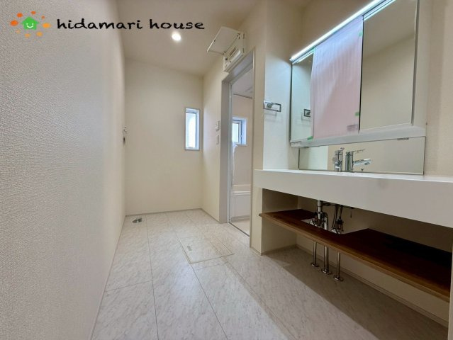 上尾市原市(universal edition)　新築平屋戸建　ブルーミング01の脱衣所