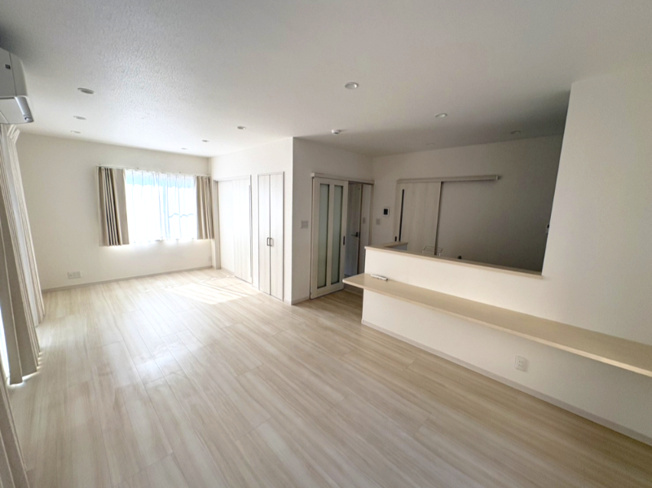 【居間・リビング】 | 西大寺中野　戸建