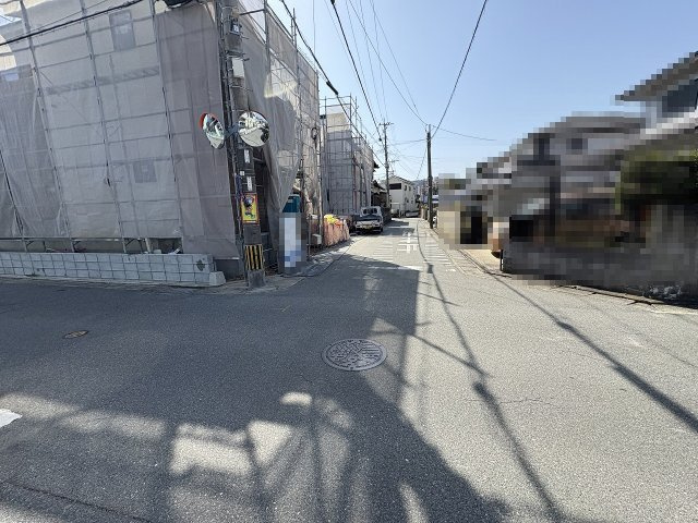 【その他】 | 福岡市南区弥永2丁目3期　1号棟（全2棟）【仲介手数料無料・0円】 | 現地写真。前面道路です。