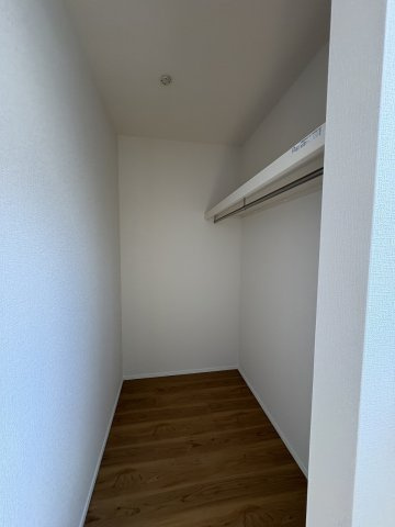 【収納】 | 福岡市南区弥永2丁目3期　1号棟（全2棟）【仲介手数料無料・0円】 | 現地写真。