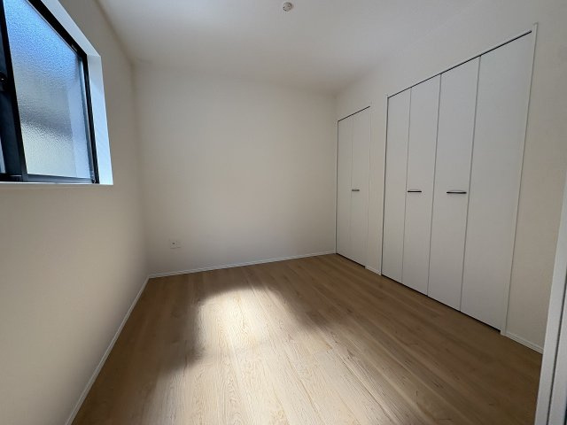 【洋室】 | 福岡市南区弥永2丁目3期　1号棟（全2棟）【仲介手数料無料・0円】 | 現地写真。1階洋室です。