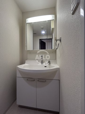 東明マンション壱番館の独立洗面台|東明マンション壱番館　洗面台