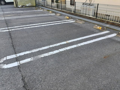 【駐車場】 | プリムローズ | 車をお持ちの方に嬉しい駐車場付きの物件です