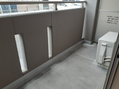 【バルコニー】 | プリムローズ | バルコニーからの眺めを楽しみながら食事をしませんか