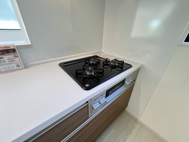 【キッチン】 | 福岡市南区弥永2丁目3期　2号棟（全2棟）【仲介手数料無料・0円】 | 施工例。施工例は完成時と異なる場合があります。